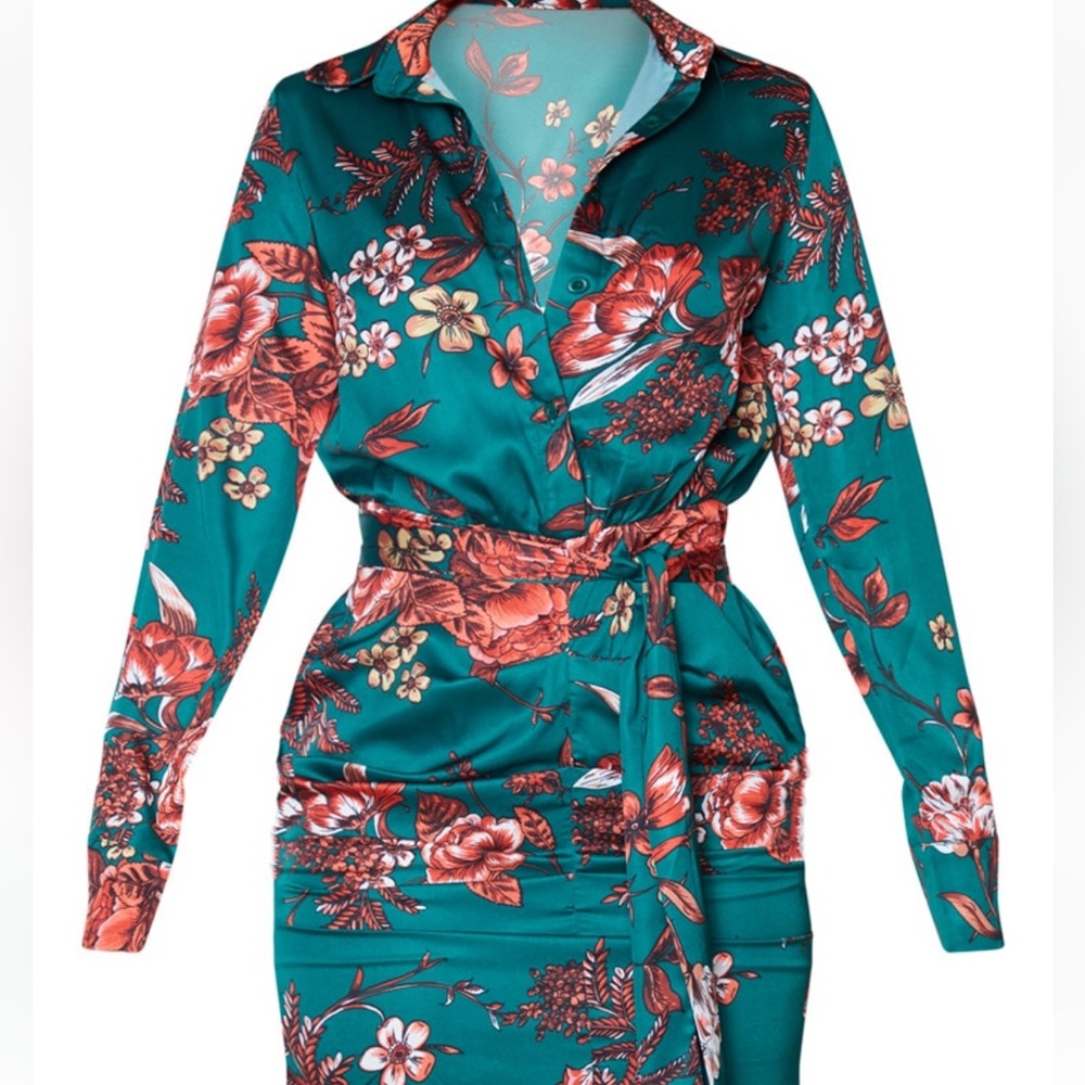 Emerald green floral print ruched dress